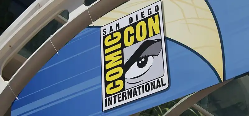 comic con sign